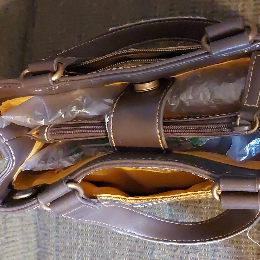 Purse - Picture 5 of 5